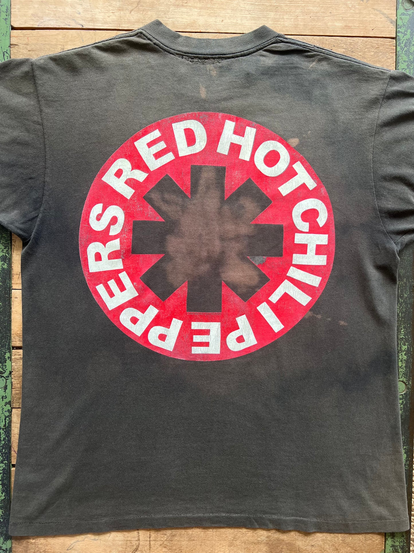 1990 Red Hot Chili Peppers Funky Monks Shirt - L