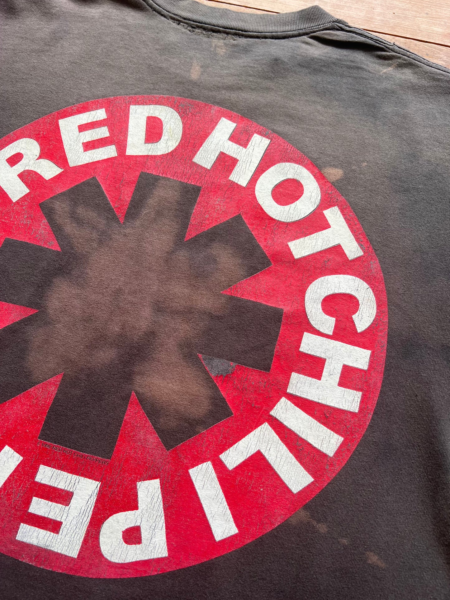 1990 Red Hot Chili Peppers Funky Monks Shirt - L